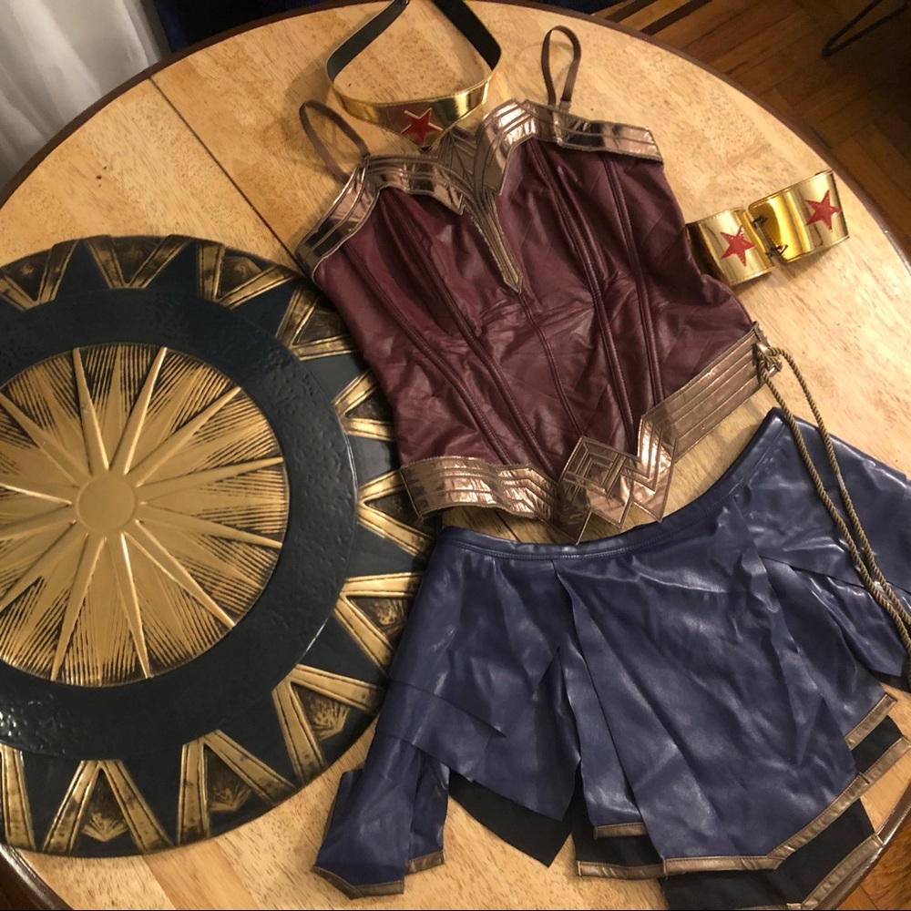 ❤️💙Wonder Woman Cosplay/ Halloween Costume ❤️💙